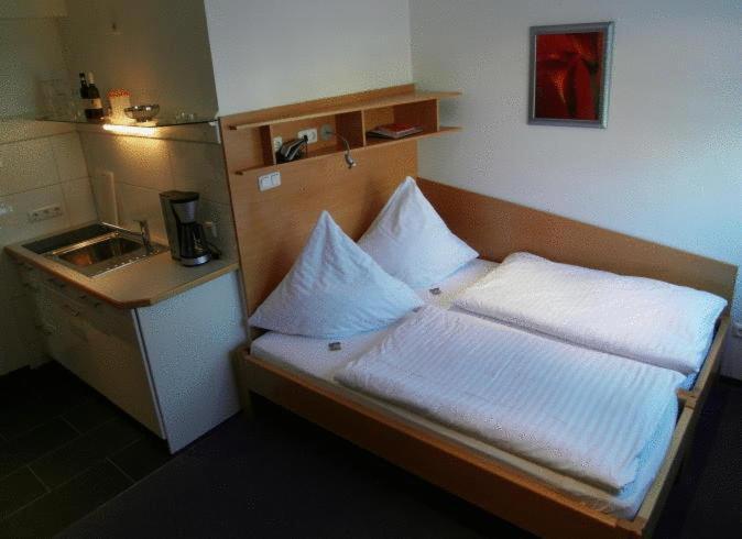 Apartment-Haus Кьолн Екстериор снимка